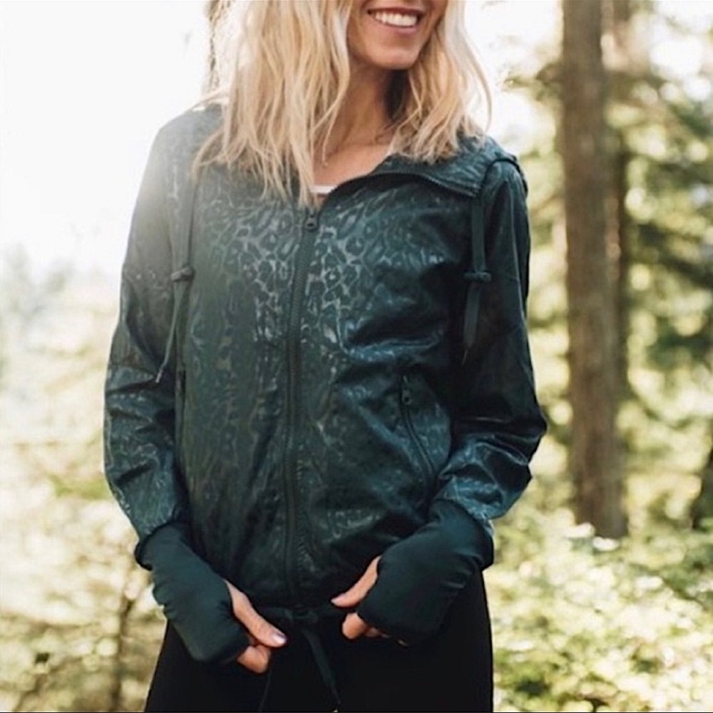 Zyia Active Animal Print Bomber Jacket Jade M